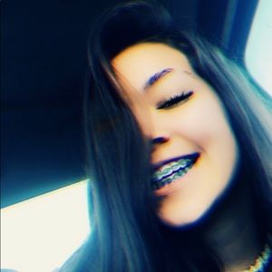 Meet your Posher, Kaitlyn